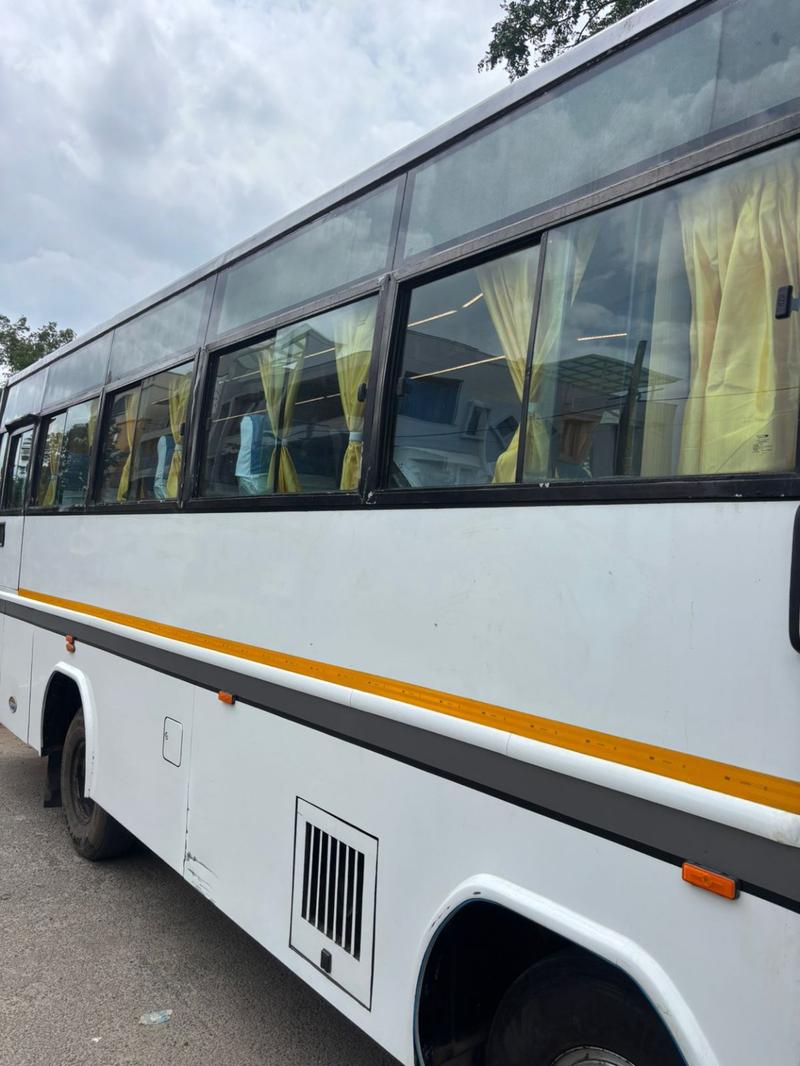 Mini bus